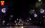 Đẹp mê mẩn với các mẫu đèn trang trí trên đường phố Hà Nội